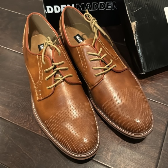 Madden men’s amit6 cognac Oxford loafer NIB 12 - Picture 3 of 9